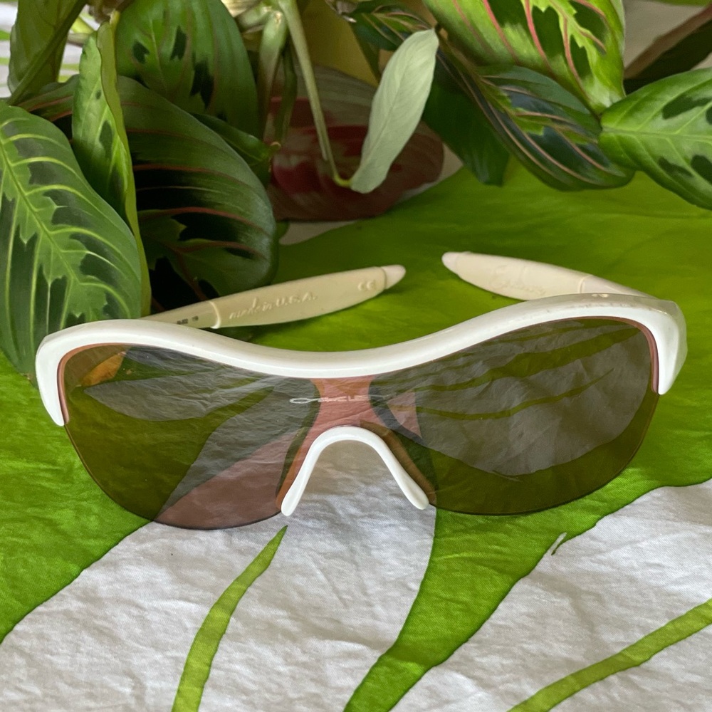 Oakley Women’s Enduring Pace Sunglasses